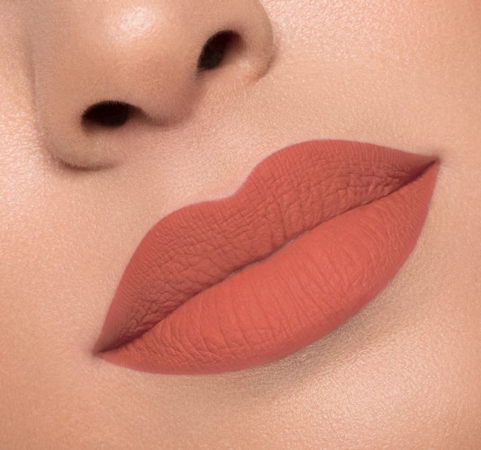 Matte Liquid Lipstick - Peanut