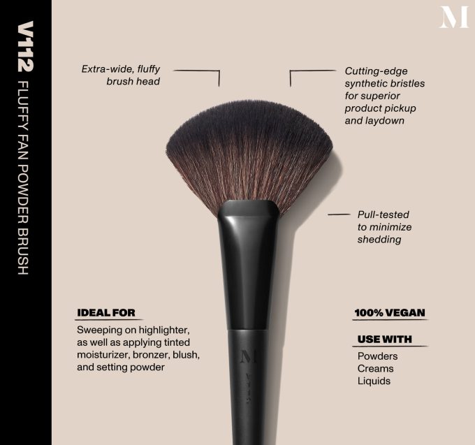 V112 Fluffy Fan Powder Brush